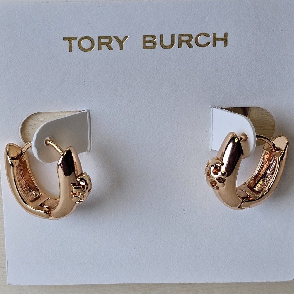 Tory Burch 18k Plated Rose Gold Icon Huggies Earrings New